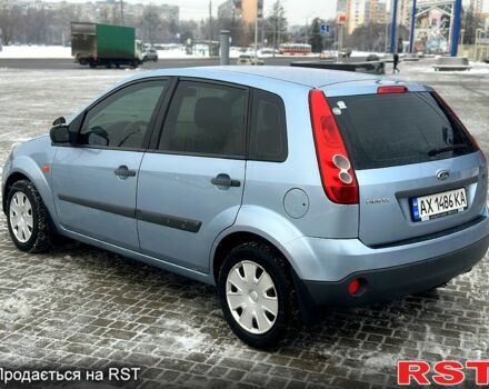 Синий Форд Фиеста, объемом двигателя 1.2 л и пробегом 200 тыс. км за 3300 $, фото 3 на Automoto.ua
