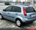Синий Форд Фиеста, объемом двигателя 1.2 л и пробегом 200 тыс. км за 3300 $, фото 3 на Automoto.ua