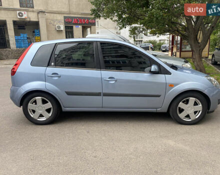 Синий Форд Фиеста, объемом двигателя 1.4 л и пробегом 156 тыс. км за 4000 $, фото 6 на Automoto.ua