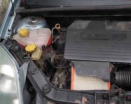 Синій Форд Фієста, об'ємом двигуна 1.3 л та пробігом 191 тис. км за 2000 $, фото 11 на Automoto.ua