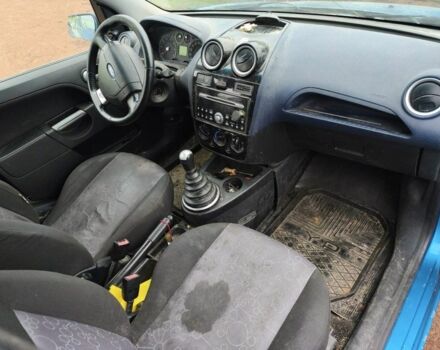 Синий Форд Фиеста, объемом двигателя 1.4 л и пробегом 3 тыс. км за 2100 $, фото 4 на Automoto.ua