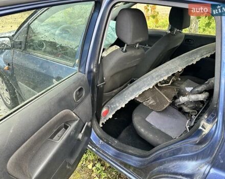 Форд Фиеста 2006 в Львове на Automoto.ua Синий Форд Фиеста, объемом двигателя 1.39 л и пробегом 140 тыс. км за 1200 $, фото 6 на Automoto.ua