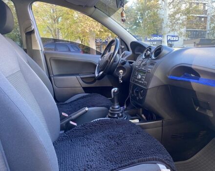 Форд Фиеста 2006 в Черноморске (Ильичевске) на Automoto.ua Синий Форд Фиеста, объемом двигателя 1.4 л и пробегом 156 тыс. км за 4500 $, фото 4 на Automoto.ua