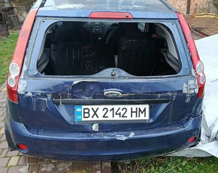 Синий Форд Фиеста, объемом двигателя 1.4 л и пробегом 300 тыс. км за 2000 $, фото 1 на Automoto.ua
