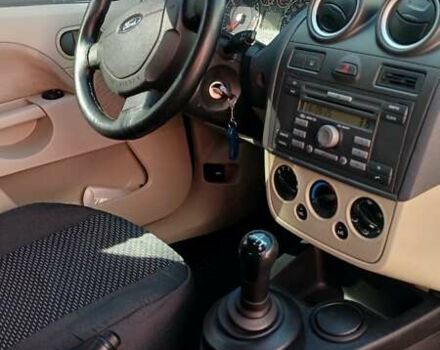 Форд Фиеста 2006 в Одессе на Automoto.ua Синий Форд Фиеста, объемом двигателя 1.39 л и пробегом 200 тыс. км за 3500 $, фото 7 на Automoto.ua