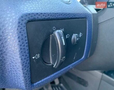 Синій Форд Фієста, об'ємом двигуна 1.4 л та пробігом 326 тис. км за 4190 $, фото 16 на Automoto.ua