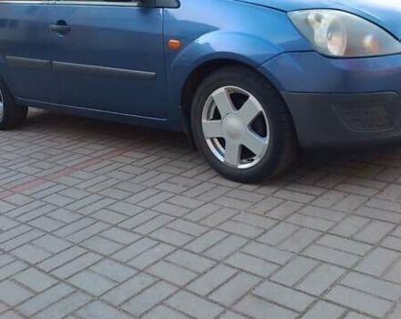 Синій Форд Фієста, об'ємом двигуна 1.24 л та пробігом 186 тис. км за 4500 $, фото 9 на Automoto.ua