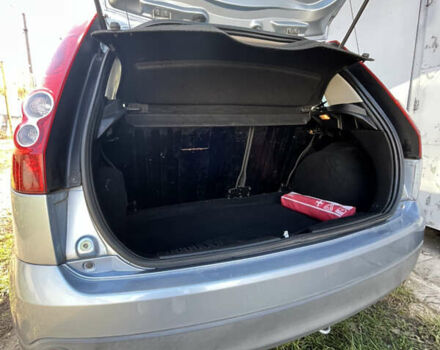 Синий Форд Фиеста, объемом двигателя 1.3 л и пробегом 170 тыс. км за 4300 $, фото 15 на Automoto.ua