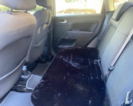 Форд Фиеста 2006 в Черноморске (Ильичевске) на Automoto.ua Синий Форд Фиеста, объемом двигателя 1.4 л и пробегом 156 тыс. км за 4500 $, фото 10 на Automoto.ua