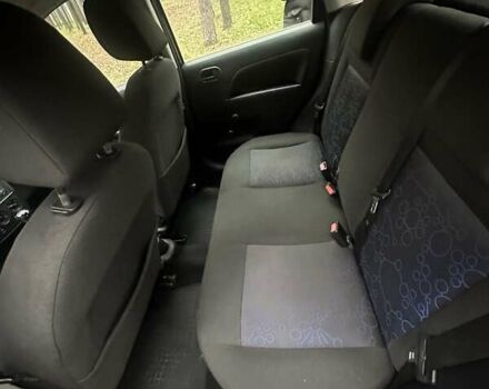 Синий Форд Фиеста, объемом двигателя 1.39 л и пробегом 252 тыс. км за 2900 $, фото 16 на Automoto.ua