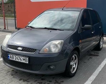 Синий Форд Фиеста, объемом двигателя 1.24 л и пробегом 230 тыс. км за 3200 $, фото 2 на Automoto.ua