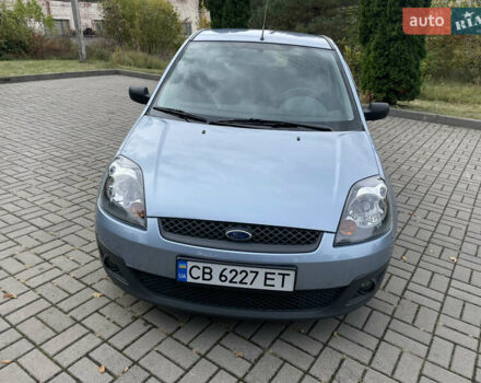 Синий Форд Фиеста, объемом двигателя 1.3 л и пробегом 39 тыс. км за 5800 $, фото 2 на Automoto.ua