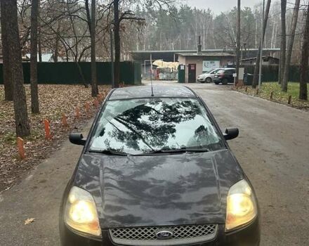 Синий Форд Фиеста, объемом двигателя 1.39 л и пробегом 252 тыс. км за 2900 $, фото 1 на Automoto.ua