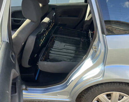 Синий Форд Фиеста, объемом двигателя 1.3 л и пробегом 170 тыс. км за 4300 $, фото 16 на Automoto.ua