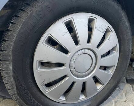 Синий Форд Фиеста, объемом двигателя 1.3 л и пробегом 150 тыс. км за 3200 $, фото 14 на Automoto.ua