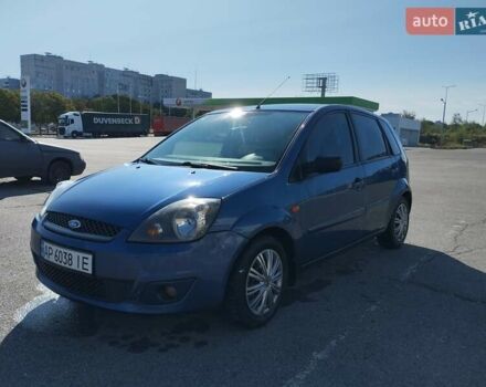 Синий Форд Фиеста, объемом двигателя 1.24 л и пробегом 156 тыс. км за 3800 $, фото 1 на Automoto.ua