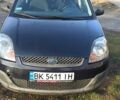 Форд Фиеста 2006 в Ровно на Automoto.ua Синий Форд Фиеста, объемом двигателя 1.3 л и пробегом 148 тыс. км за 4500 $, фото 1 на Automoto.ua