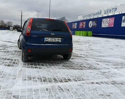 Синий Форд Фиеста, объемом двигателя 1.4 л и пробегом 199 тыс. км за 3350 $, фото 5 на Automoto.ua