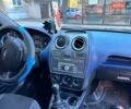 Синій Форд Фієста, об'ємом двигуна 1.24 л та пробігом 285 тис. км за 3200 $, фото 8 на Automoto.ua