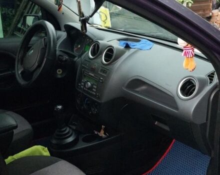 Синий Форд Фиеста, объемом двигателя 1.4 л и пробегом 217 тыс. км за 4000 $, фото 4 на Automoto.ua