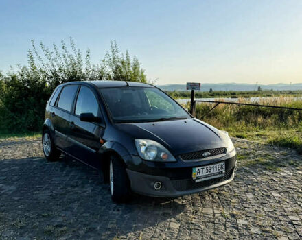 Синій Форд Фієста, об'ємом двигуна 1.39 л та пробігом 232 тис. км за 3200 $, фото 1 на Automoto.ua