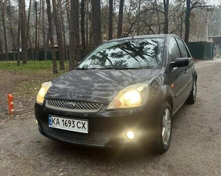 Синий Форд Фиеста, объемом двигателя 1.39 л и пробегом 252 тыс. км за 2900 $, фото 9 на Automoto.ua