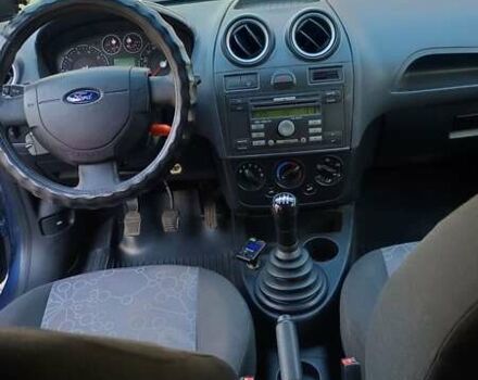 Синій Форд Фієста, об'ємом двигуна 1.24 л та пробігом 186 тис. км за 4500 $, фото 1 на Automoto.ua