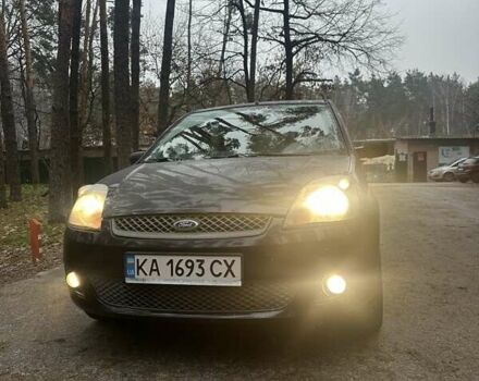 Синий Форд Фиеста, объемом двигателя 1.39 л и пробегом 252 тыс. км за 2900 $, фото 11 на Automoto.ua
