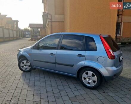 Синій Форд Фієста, об'ємом двигуна 1.25 л та пробігом 193 тис. км за 3650 $, фото 3 на Automoto.ua