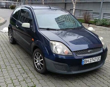 Синій Форд Фієста, об'ємом двигуна 1.4 л та пробігом 145 тис. км за 3200 $, фото 4 на Automoto.ua