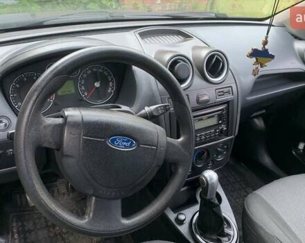 Синий Форд Фиеста, объемом двигателя 1.24 л и пробегом 230 тыс. км за 3200 $, фото 8 на Automoto.ua