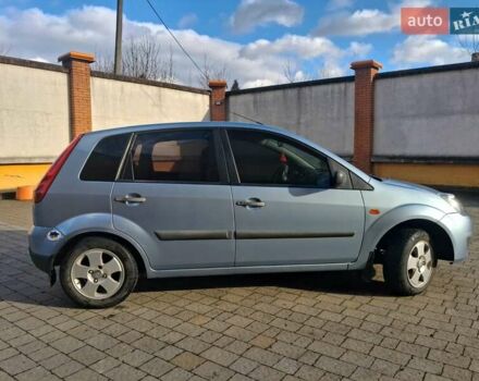 Синий Форд Фиеста, объемом двигателя 1.25 л и пробегом 193 тыс. км за 2999 $, фото 4 на Automoto.ua
