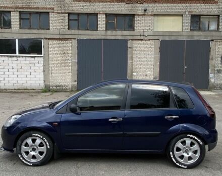 Синій Форд Фієста, об'ємом двигуна 1.25 л та пробігом 373 тис. км за 4000 $, фото 3 на Automoto.ua