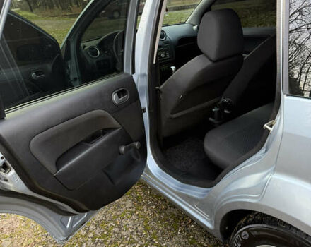 Синий Форд Фиеста, объемом двигателя 1.4 л и пробегом 155 тыс. км за 4800 $, фото 21 на Automoto.ua