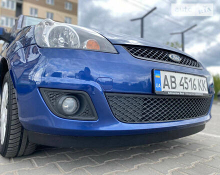 Синий Форд Фиеста, объемом двигателя 1.39 л и пробегом 191 тыс. км за 4600 $, фото 13 на Automoto.ua