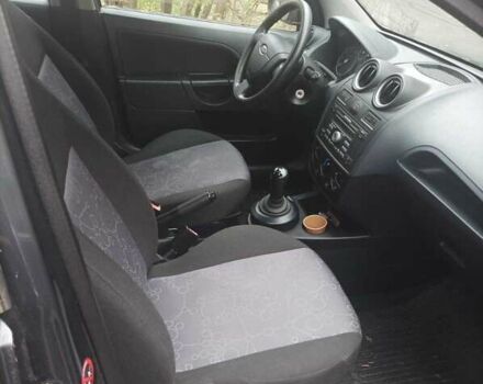 Синий Форд Фиеста, объемом двигателя 1.4 л и пробегом 139 тыс. км за 4300 $, фото 2 на Automoto.ua