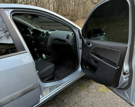 Синий Форд Фиеста, объемом двигателя 1.4 л и пробегом 155 тыс. км за 4800 $, фото 7 на Automoto.ua