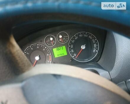 Синий Форд Фиеста, объемом двигателя 1.3 л и пробегом 155 тыс. км за 3200 $, фото 10 на Automoto.ua