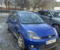 Синий Форд Фиеста, объемом двигателя 2 л и пробегом 285 тыс. км за 4200 $, фото 1 на Automoto.ua