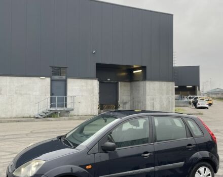 Синій Форд Фієста, об'ємом двигуна 1.2 л та пробігом 208 тис. км за 4162 $, фото 3 на Automoto.ua