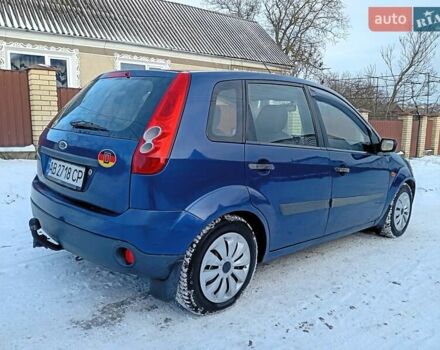 Синій Форд Фієста, об'ємом двигуна 1.3 л та пробігом 300 тис. км за 2850 $, фото 2 на Automoto.ua