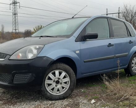 Синій Форд Фієста, об'ємом двигуна 1.3 л та пробігом 102 тис. км за 3400 $, фото 15 на Automoto.ua
