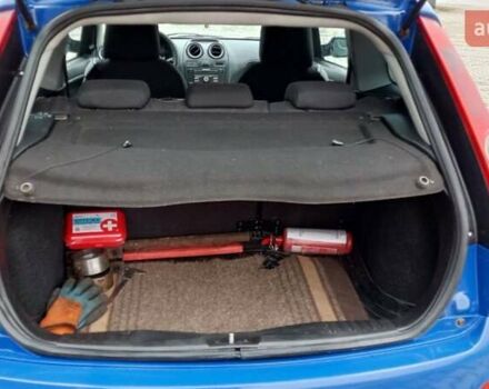 Синий Форд Фиеста, объемом двигателя 1.4 л и пробегом 248 тыс. км за 3550 $, фото 33 на Automoto.ua