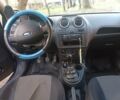Синий Форд Фиеста, объемом двигателя 1.3 л и пробегом 155 тыс. км за 3200 $, фото 7 на Automoto.ua