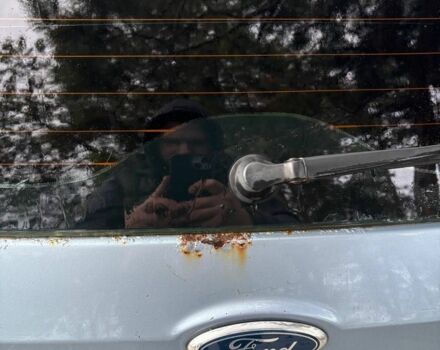 Синий Форд Фиеста, объемом двигателя 1.4 л и пробегом 301 тыс. км за 3700 $, фото 9 на Automoto.ua