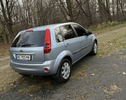 Синій Форд Фієста, об'ємом двигуна 1.4 л та пробігом 155 тис. км за 4800 $, фото 6 на Automoto.ua