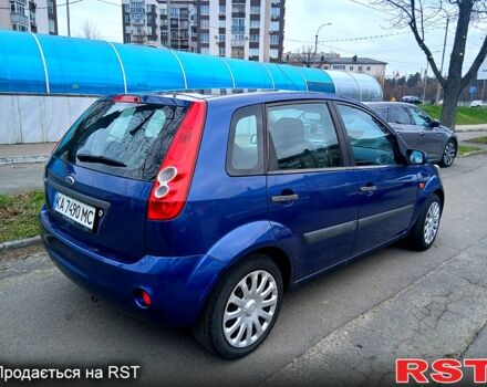 Синий Форд Фиеста, объемом двигателя 1.4 л и пробегом 219 тыс. км за 3550 $, фото 6 на Automoto.ua