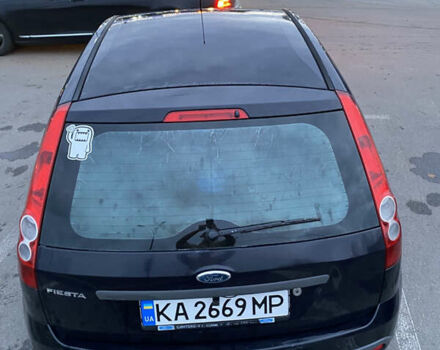 Синій Форд Фієста, об'ємом двигуна 1.24 л та пробігом 241 тис. км за 2900 $, фото 4 на Automoto.ua