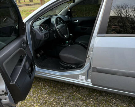 Синий Форд Фиеста, объемом двигателя 1.4 л и пробегом 155 тыс. км за 4800 $, фото 23 на Automoto.ua