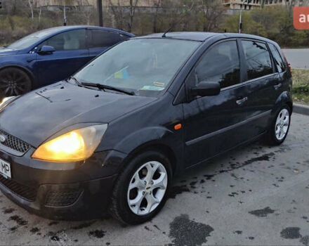 Синій Форд Фієста, об'ємом двигуна 1.24 л та пробігом 241 тис. км за 2900 $, фото 1 на Automoto.ua